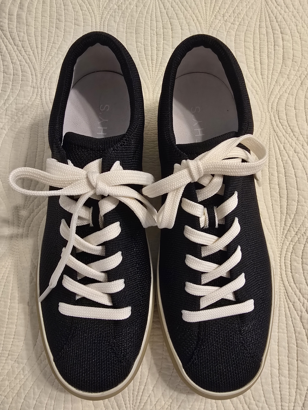 NWOT Rothy's Ladies Lace-Up Sneaker - Picture 2 of 5